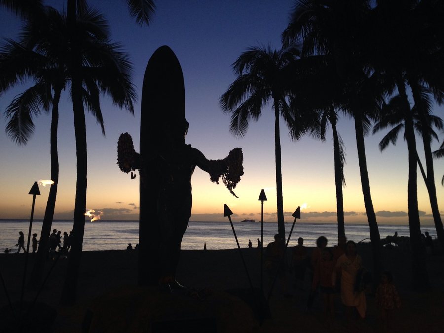 Duke Kahanamoku statue