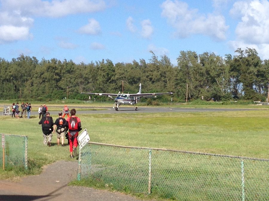 8th January One of the newest and most comfortable airplanes for skydiving from the fastest fleet in Hawai’i! Took us above 14000 feet in just a few minutes